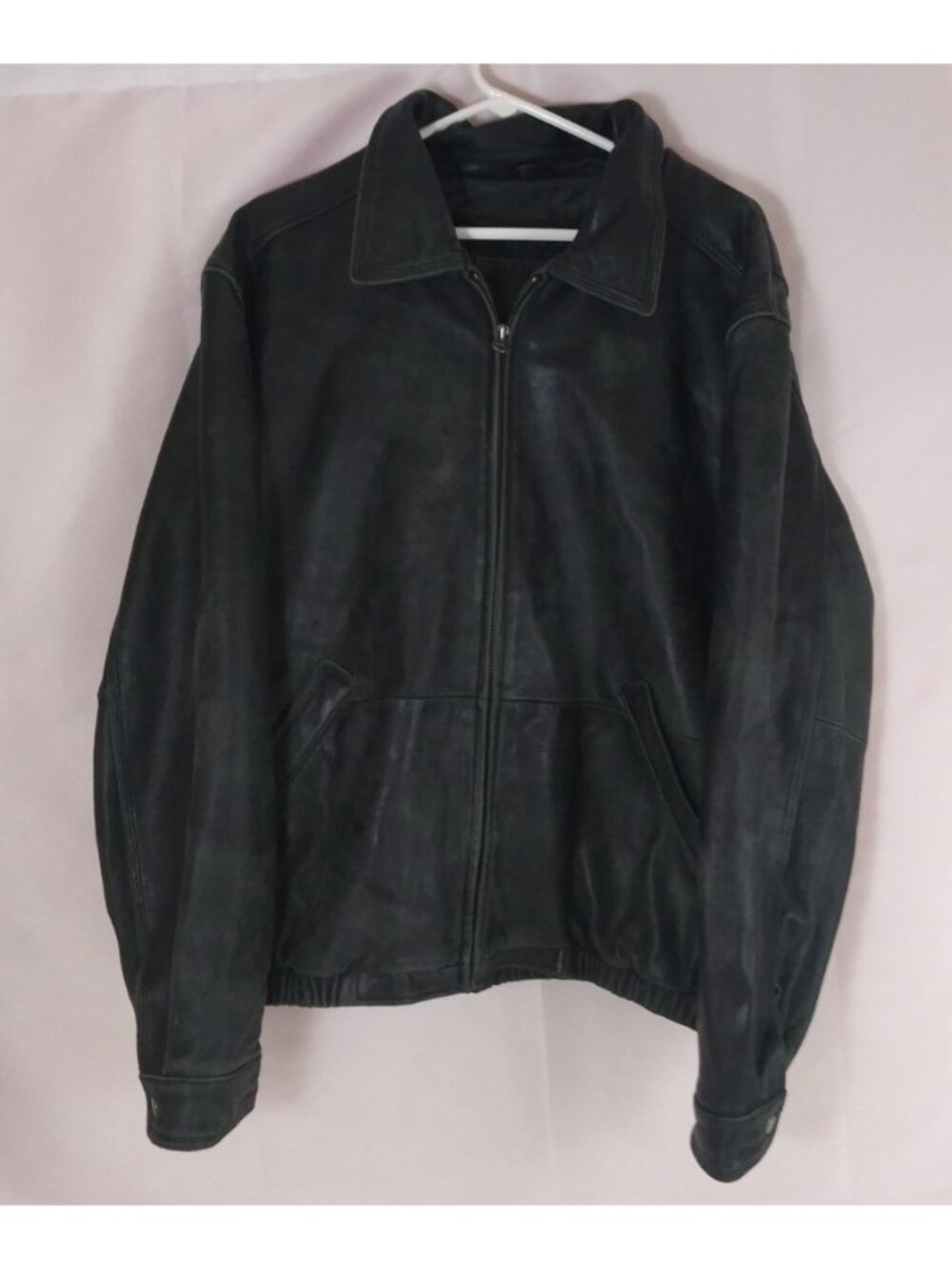 American Classics Colebrook Men's Distressed Black Leather Bomber Jacket Large